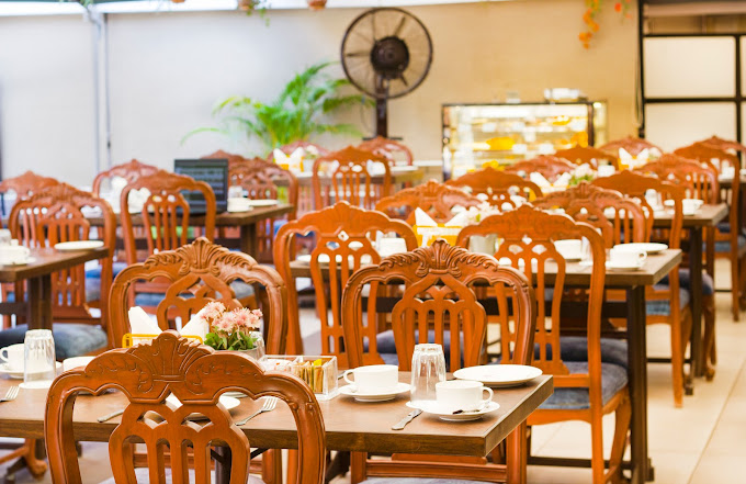 REGENTA PLACE THE EMERALD HOTEL AND EXECUTIVE APARTMENTS MUMBAI